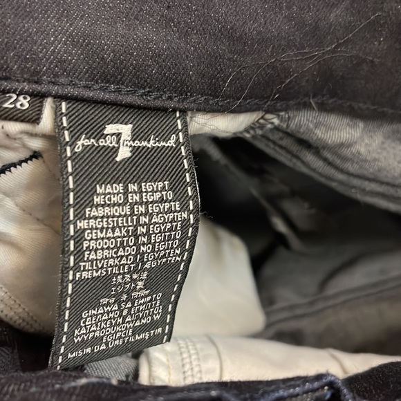 7 For all mankind jeans NW - Picture 3 of 5